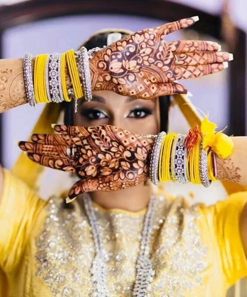 Heena Vibes